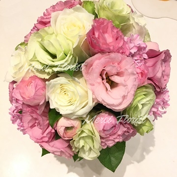 **RSRNHC PN02** Cream Rose Pink Ranunculus Pink Hyacinthus Round Bridal Bouquet